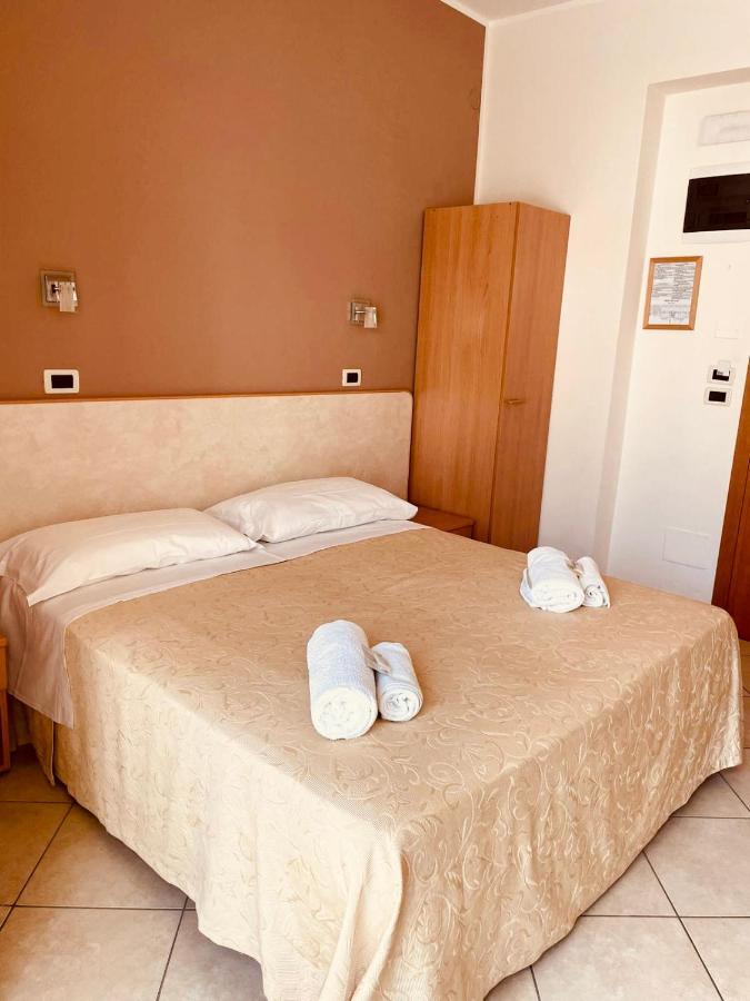 Hotel Favorita Cesenatico Ngoại thất bức ảnh