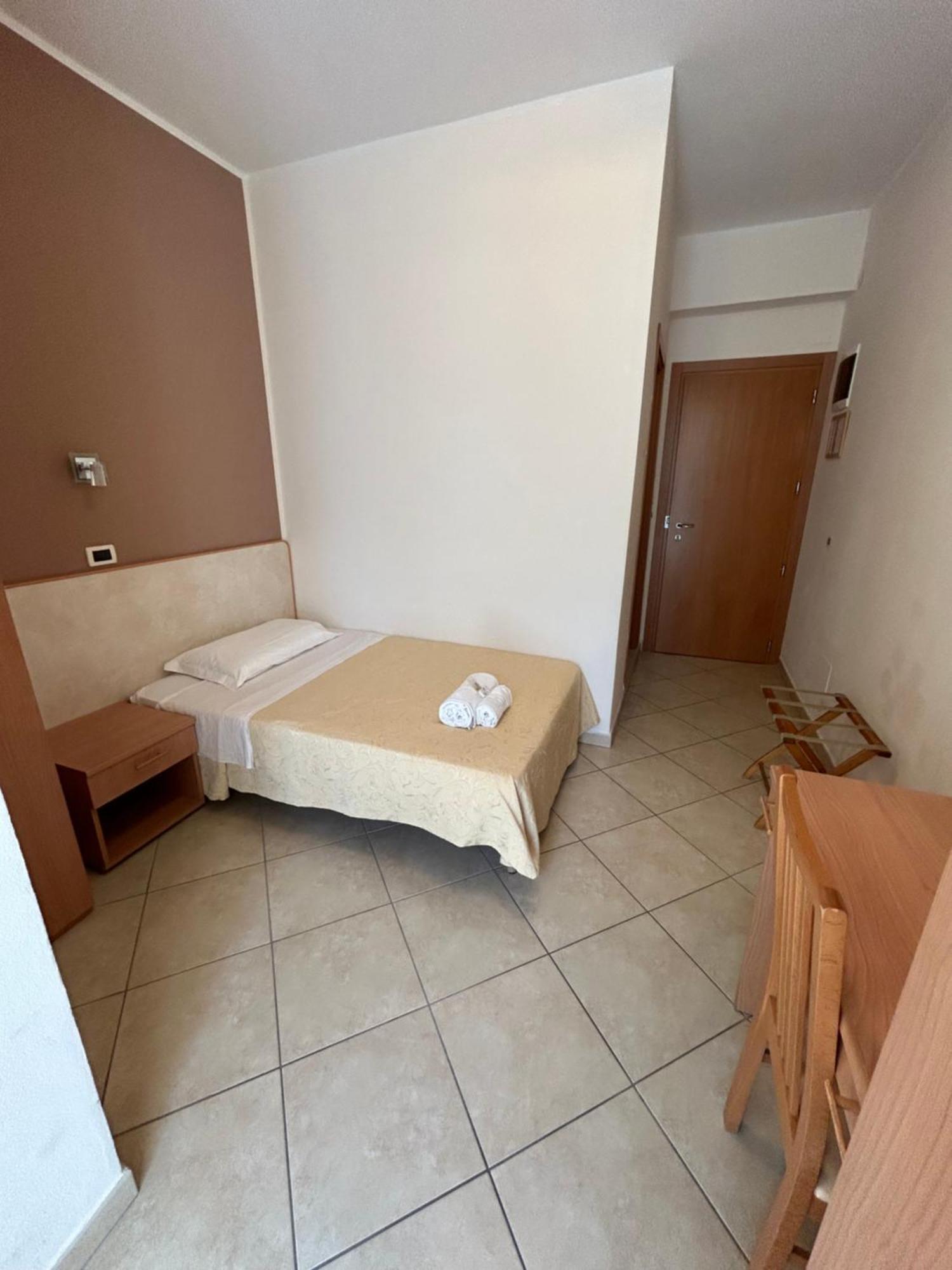 Hotel Favorita Cesenatico Ngoại thất bức ảnh