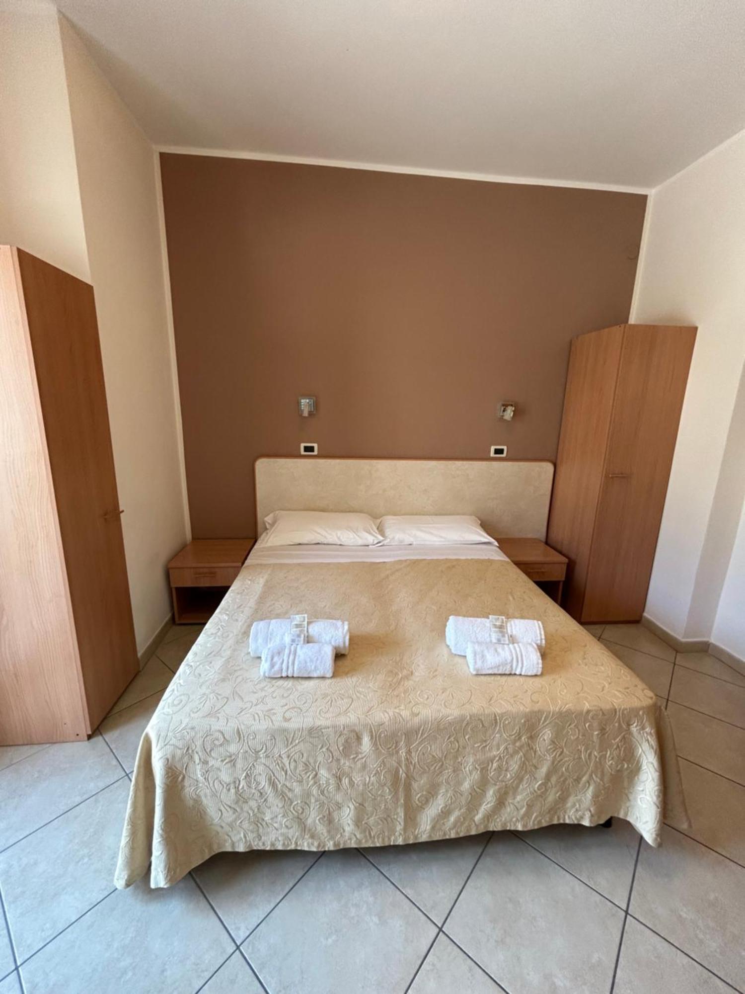 Hotel Favorita Cesenatico Ngoại thất bức ảnh