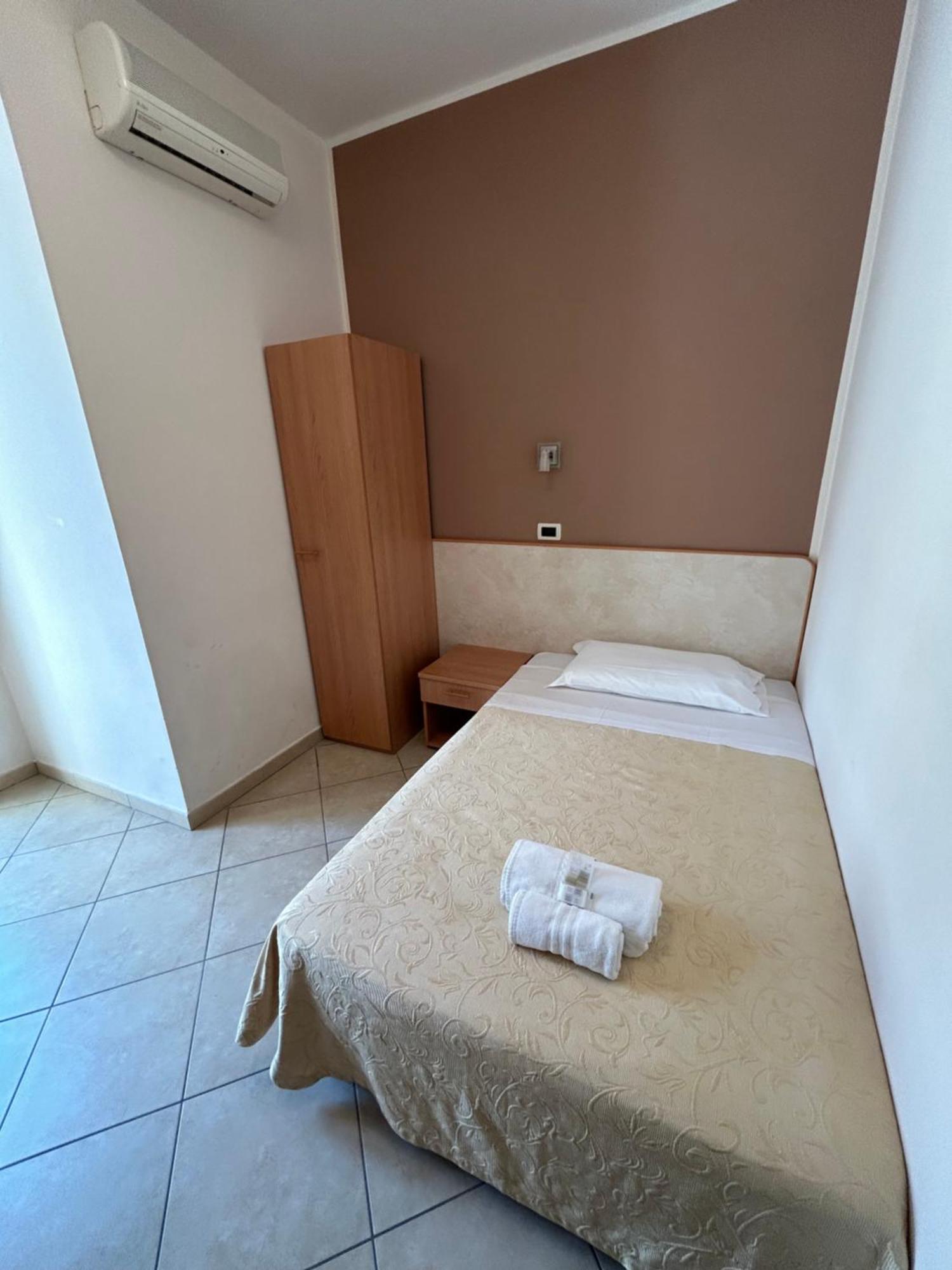 Hotel Favorita Cesenatico Ngoại thất bức ảnh