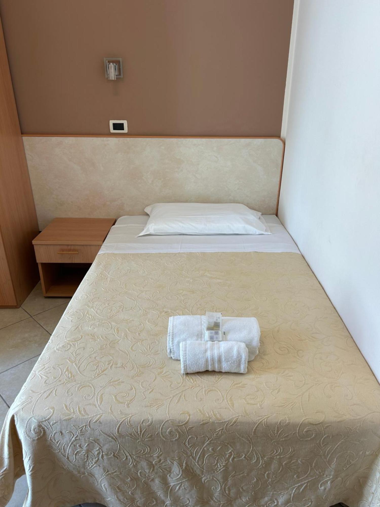 Hotel Favorita Cesenatico Ngoại thất bức ảnh