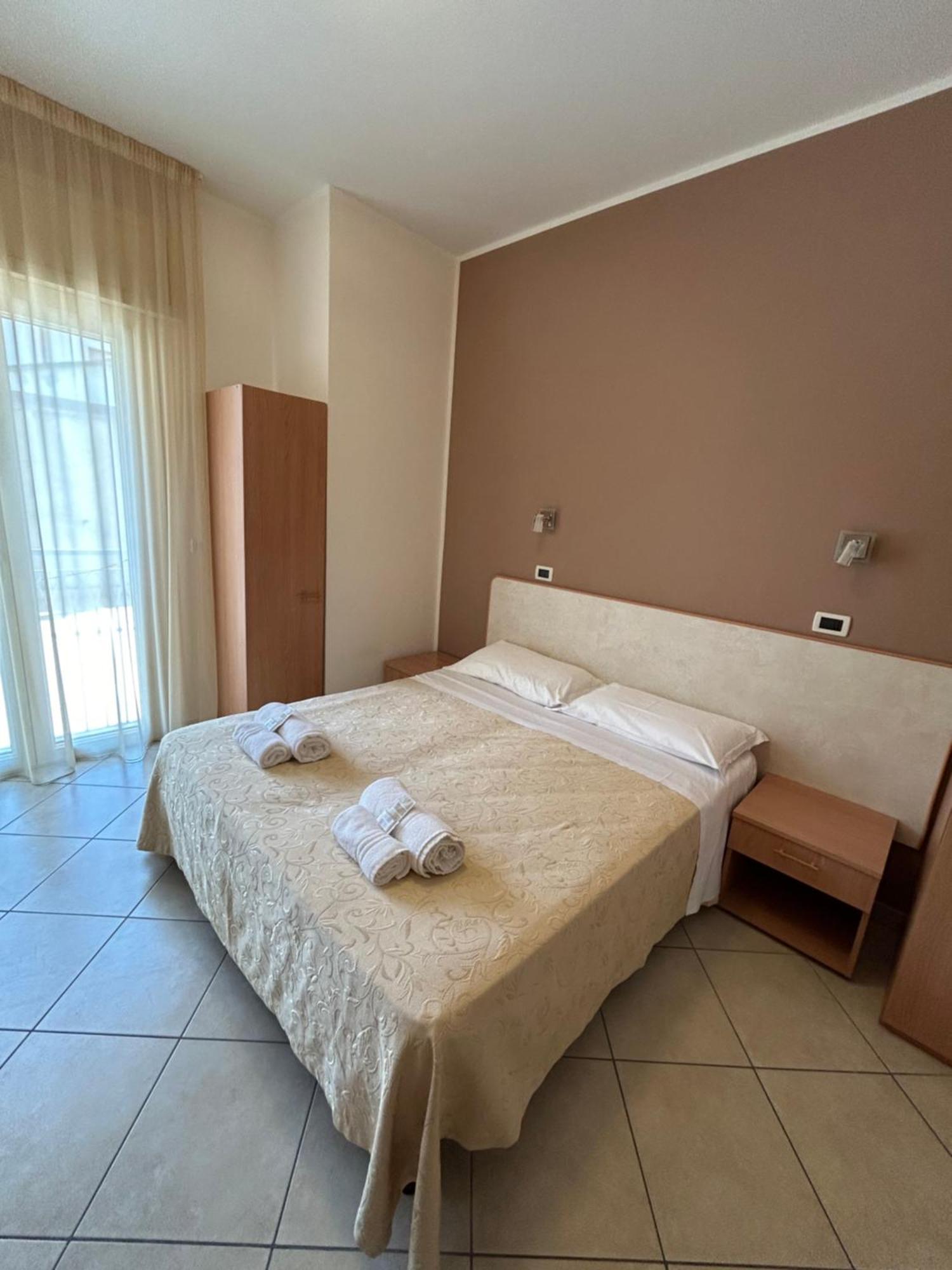 Hotel Favorita Cesenatico Ngoại thất bức ảnh