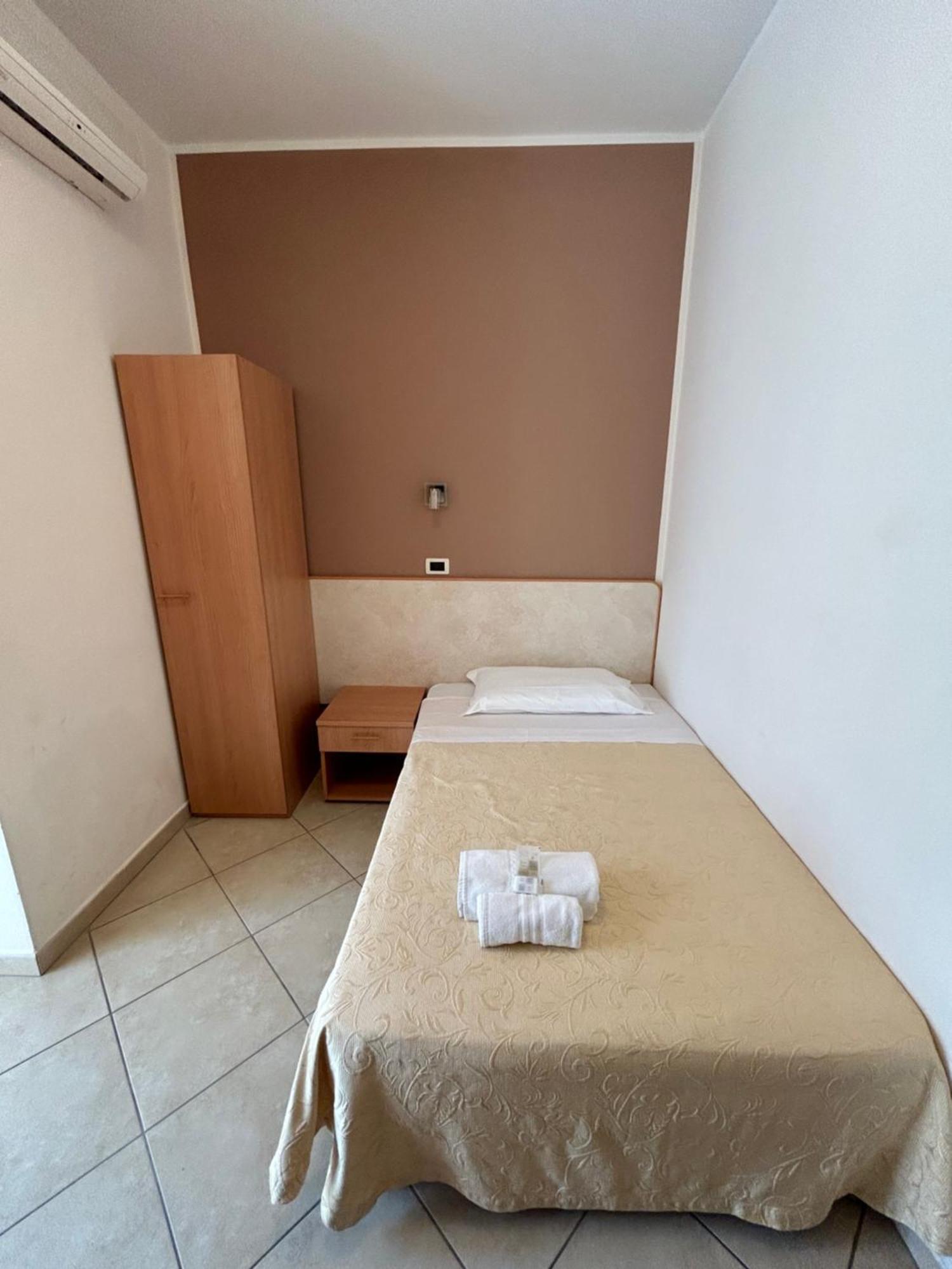 Hotel Favorita Cesenatico Ngoại thất bức ảnh