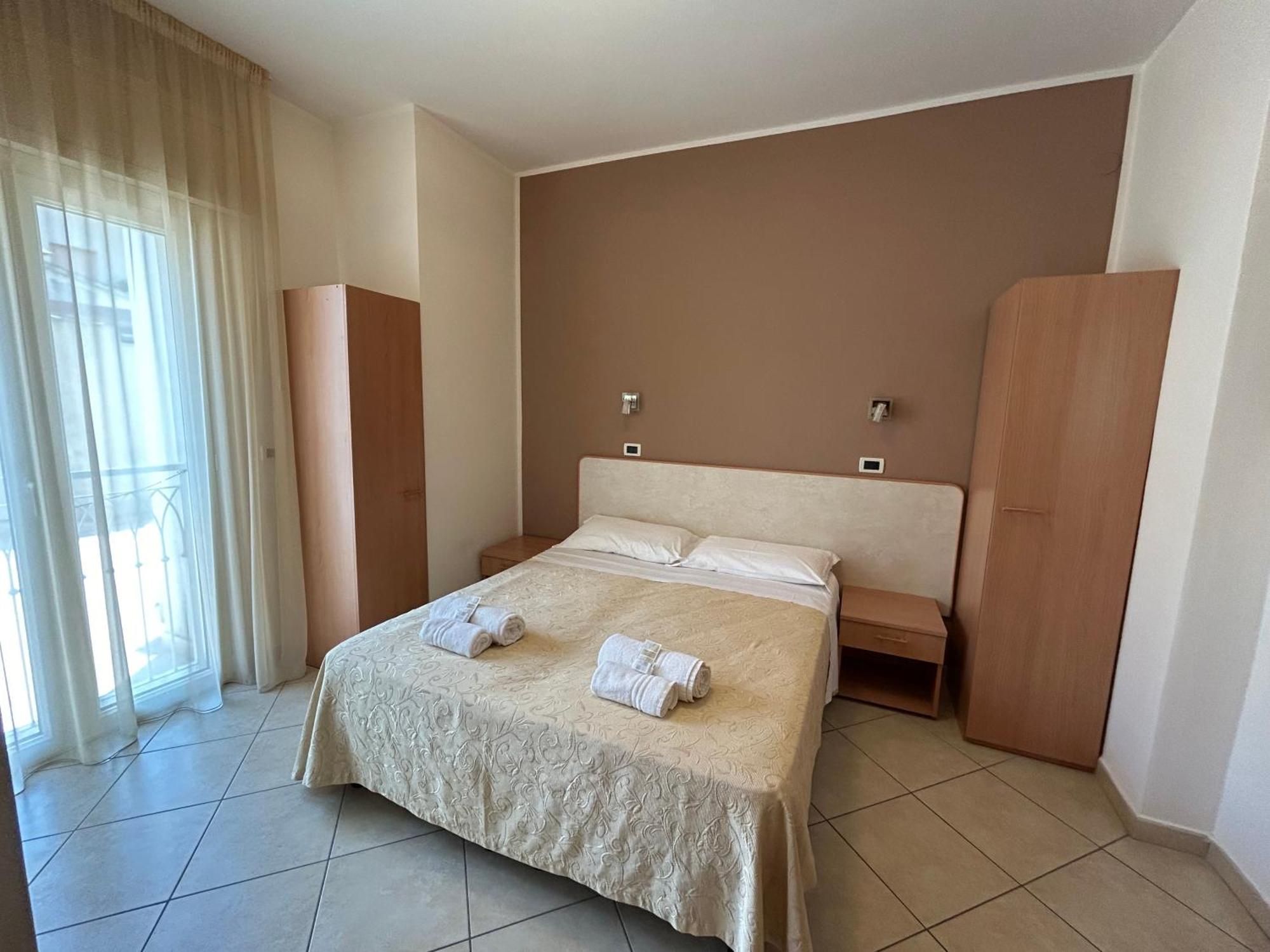 Hotel Favorita Cesenatico Ngoại thất bức ảnh