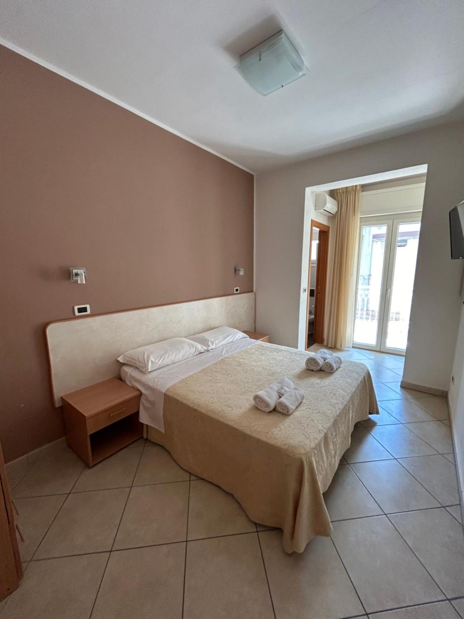 Hotel Favorita Cesenatico Ngoại thất bức ảnh