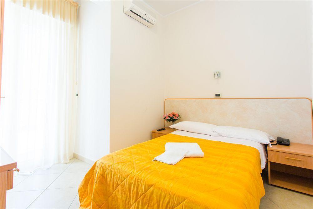 Hotel Favorita Cesenatico Ngoại thất bức ảnh